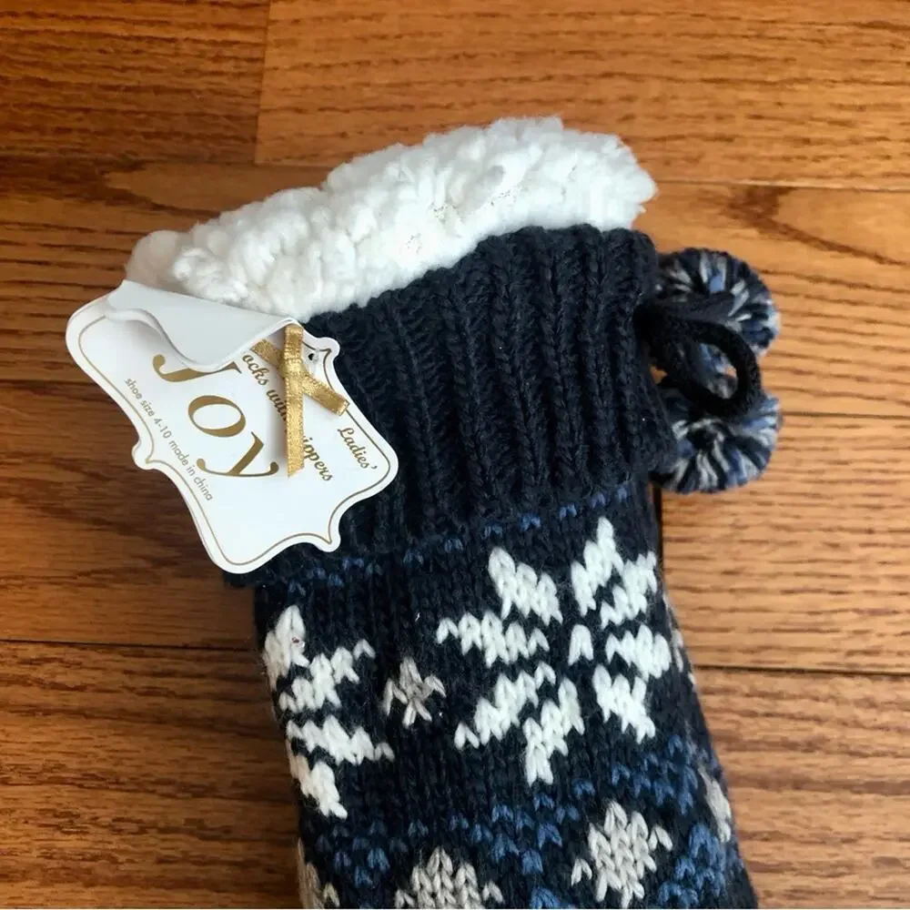 JOY Slipper Socks Grippers Navy Blue Faux Shearling Lining Women’s Size 4-10 NWT